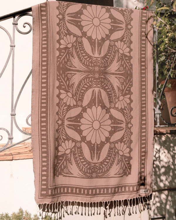 Nippon Daisy Towel