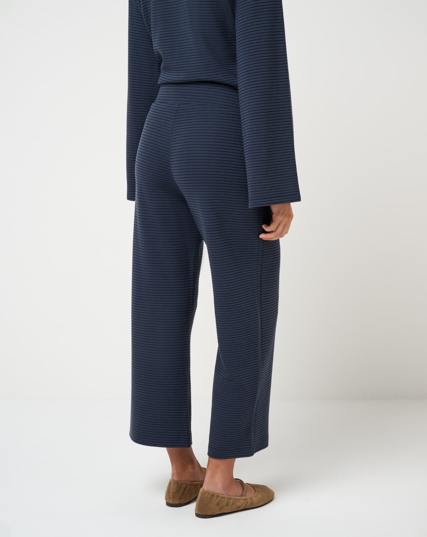 Coastal Rib Ankle Pant