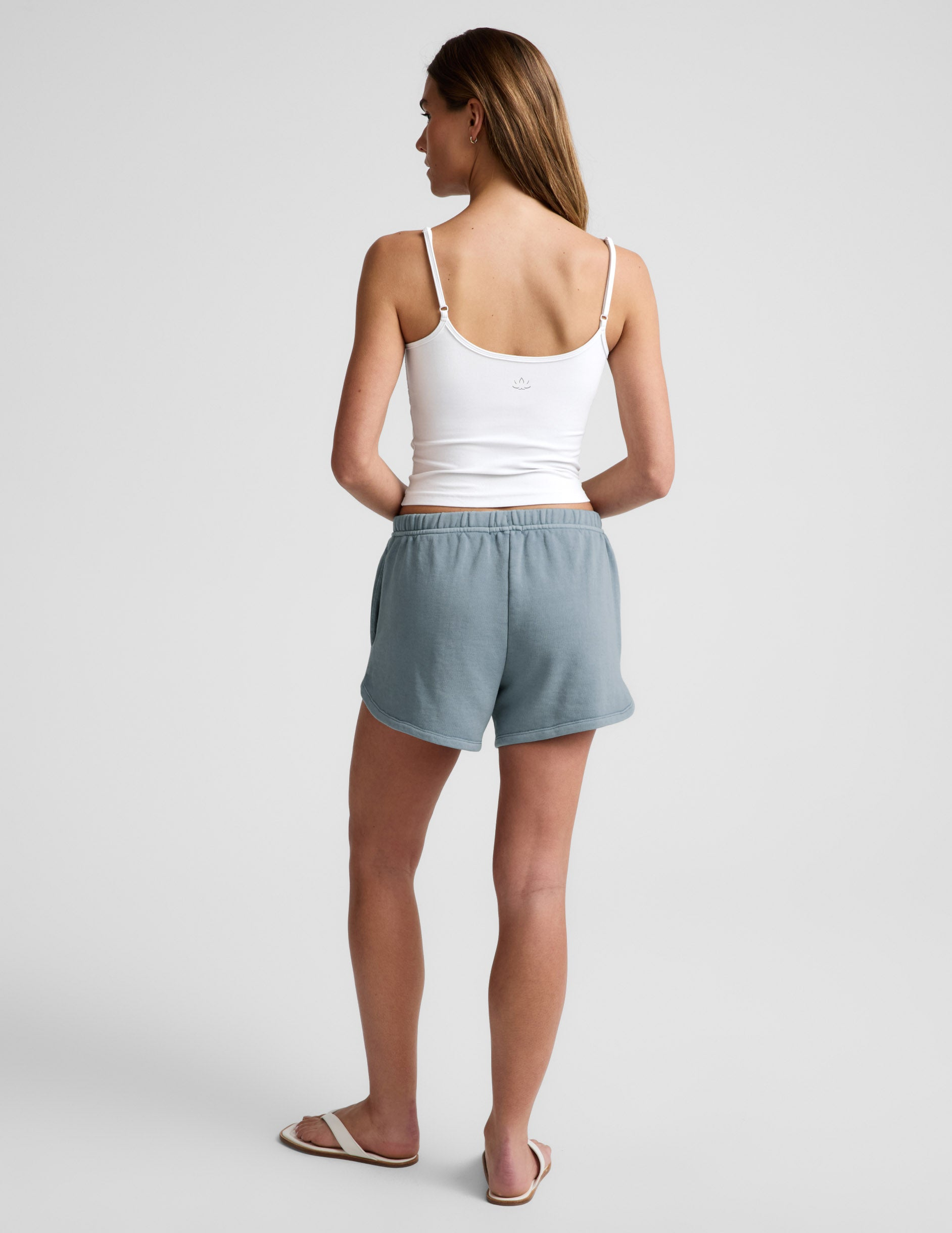 Fade Out Mid-Rise Short