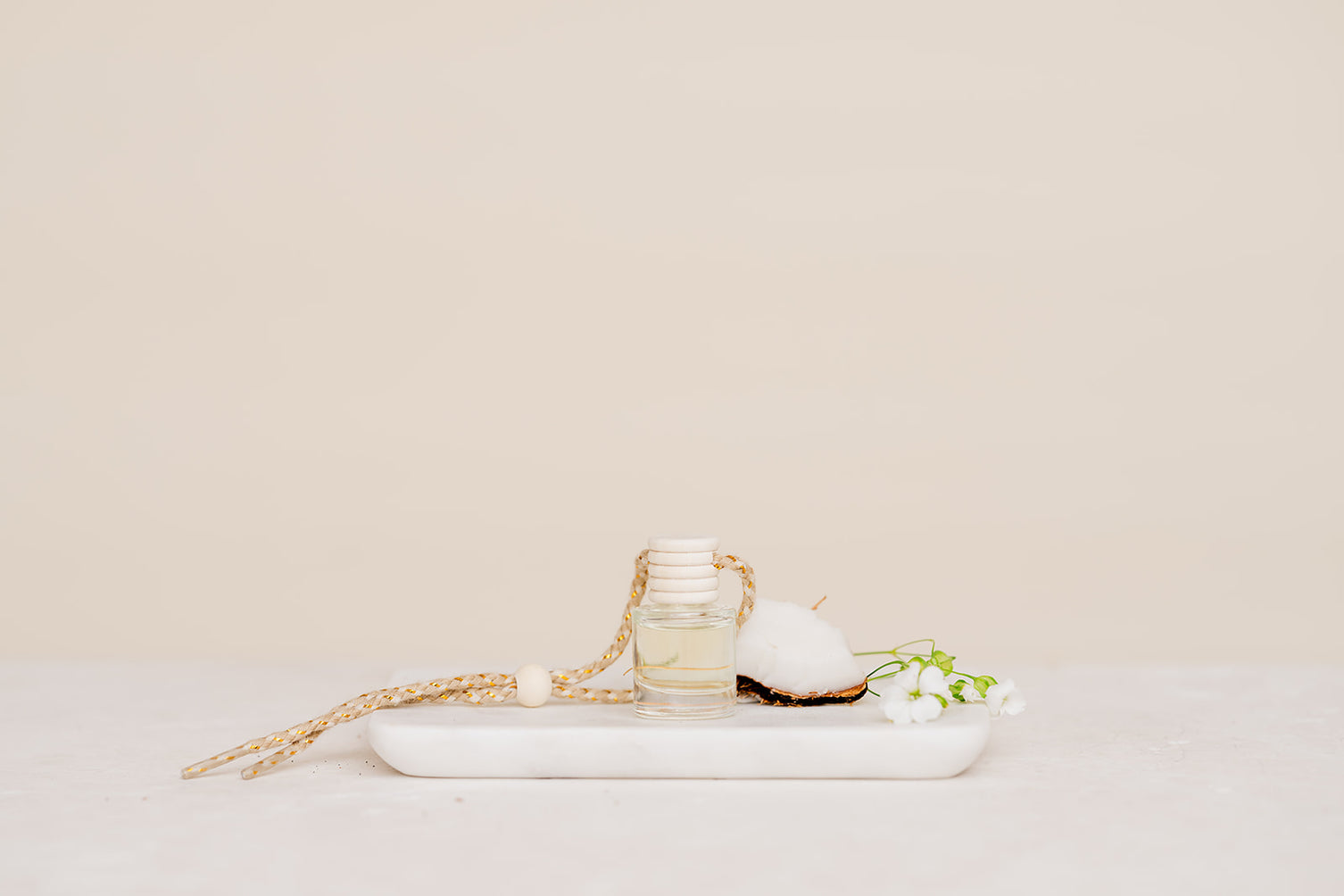 White Lotus: Car Diffuser