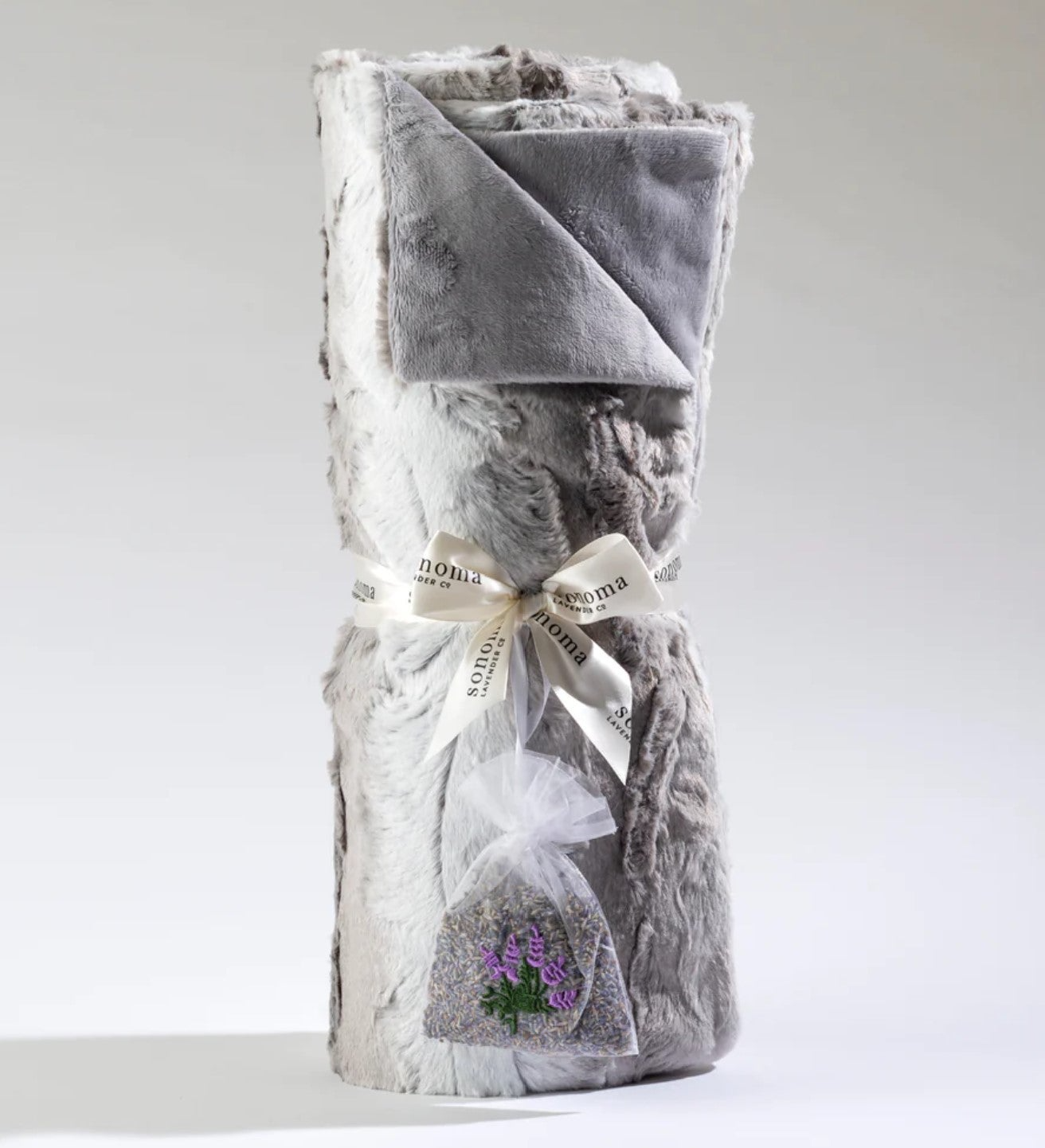 Cuddle Throw Platinum